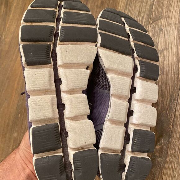 On Cloud Shark Gray Pebble Running Shoes 19.99508 Lace Up Mesh On Cloud 7.5 - Picture 6 of 8